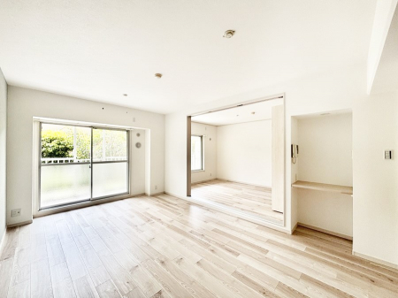 ���̑����ρ@���邢�z���������A�����̕��͋C�ɖ��������_�C�j���O�B   