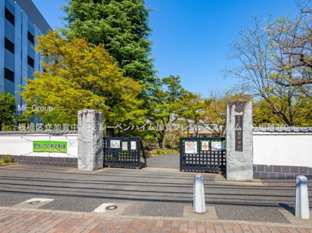 ���ӊ��@���w�Z 360m ���旧���ꒆ�w�Z