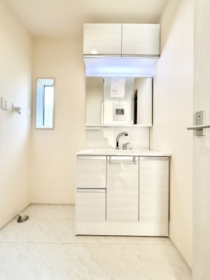 ���ʑ�E���ʏ��@�傫�����₷���O�ʋ��Ő�����������ʑ�́A�g�����Ȃ݃`�F�b�N�┧�̂������ɂ������߂ł��B 