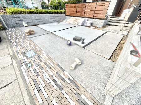 �@�����Ɍ������Ȃ����ԃX�y�[�X�B