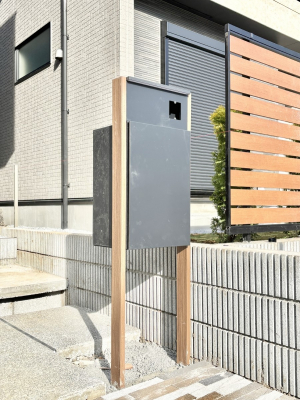 ���̑��@�V���v���f�U�C���̃|�X�g�B