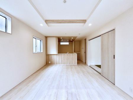 ���̑����ρ@�Ƒ������R�ƏW�܂�e���̃X�y�[�X�ɂȂ肻��