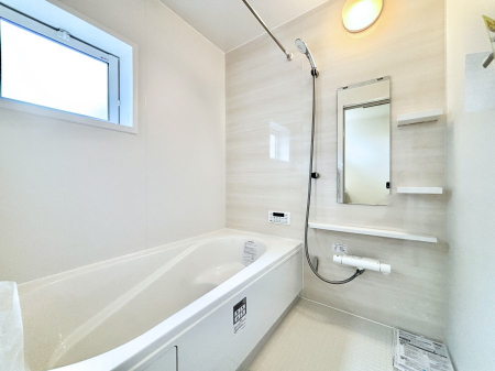 �����@����̔�����₷��؂ȃo�X�^�C���B�������Ƃ����C���y����Ŕ����Ƃ肽���ł��ˁI  