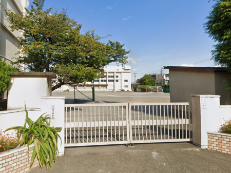 ���ӊ��@���w�Z 1100m �����旧���]���w�Z