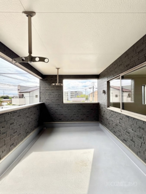 �o���R�j�[�@�C���i�[�o���R�j�[�Ȃ̂ŉJ�ł����󕨂����������o���āA���ʂ�������̂Ŋ������ǂ��A�������X�y�[�X�Ƃ��ďd�󂵂܂��B 