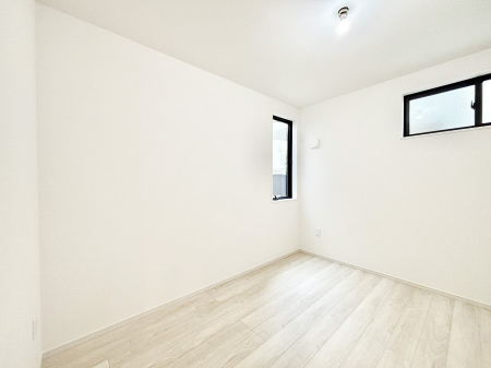 �Q���@�g���₷���`�Ńx�b�g��Ƌ�̒u�����ɂ����邱�Ƃ�����܂���B   