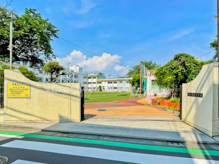 ���ӊ��@���w�Z 160m �L���旧�������w�Z