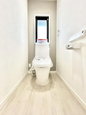 �g�C���@�g�C����1�K��2�K���ꂼ��ɔz�u����Ă��ĂƂĂ��֗��ł��B 
