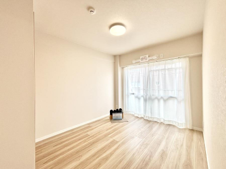 ���̑����ρ@�o���R�j�[���J�������v���X���Ă����m��  