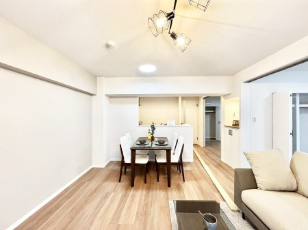 ���r���O�@�אڂ̗m�����J������Ƃ���ɍL�X