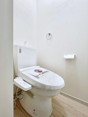 �g�C���@�g�C����1�K��2�K���ꂼ��ɔz�u����Ă��ĂƂĂ��֗��ł��B 