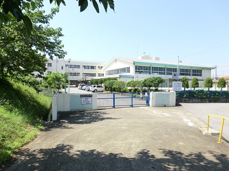 ���ӊ��@���w�Z 754m �t�����s�����쏬�w�Z