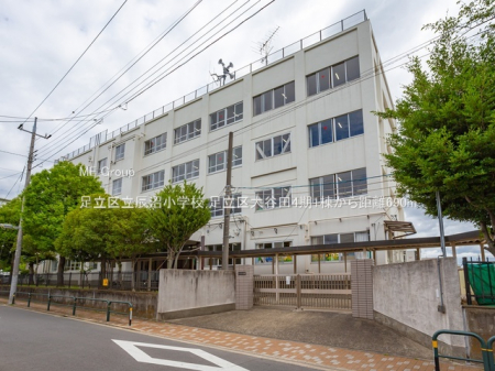 ���ӊ��@���w�Z 690m �����旧�C�����w�Z