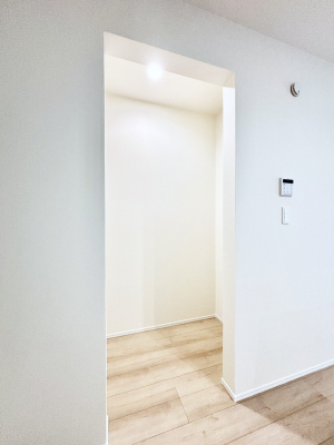 ���̑����ρ@�L�b�`���ɂ̓p���g���[�I�H�ނ̃X�g�b�N�͂������A���p�i�̎��[�Ȃǎg�����͂��낢��I