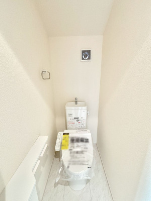 �g�C���@�g�C����1�K��2�K���ꂼ��ɔz�u����Ă��ĂƂĂ��֗��ł��B 