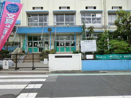���ӊ��@���w�Z 720m �����旧�T���w�Z