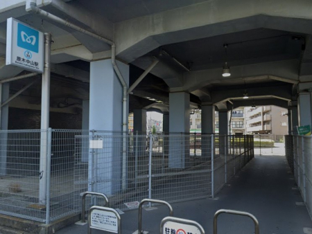 ���ӊ��@�w 640m ���������ؒ��R�w