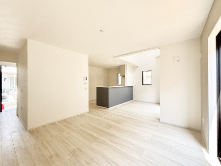 ���̑����ρ@�Ƒ������R�ƏW�܂�e���̃X�y�[�X�ɂȂ肻��